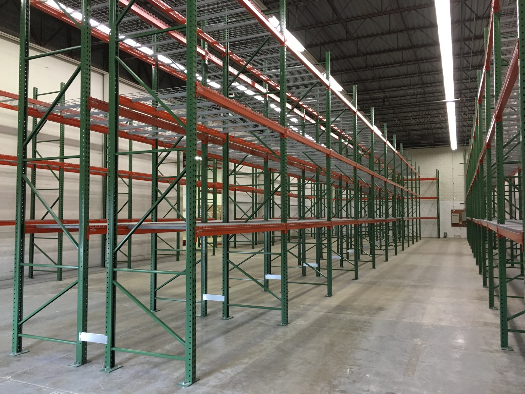 Pallet rack installation